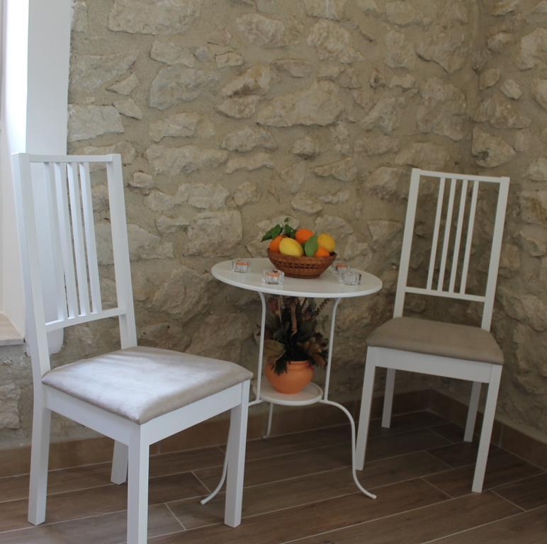 Tenuta Lanza Il Mulino Acquaviva Platani Экстерьер фото