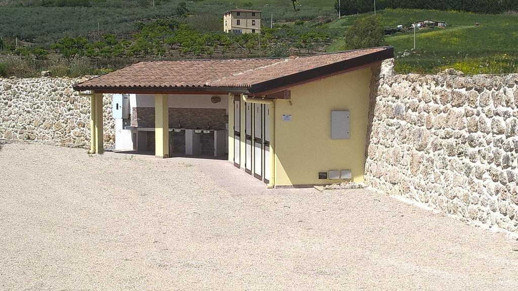 Tenuta Lanza Il Mulino Acquaviva Platani Экстерьер фото