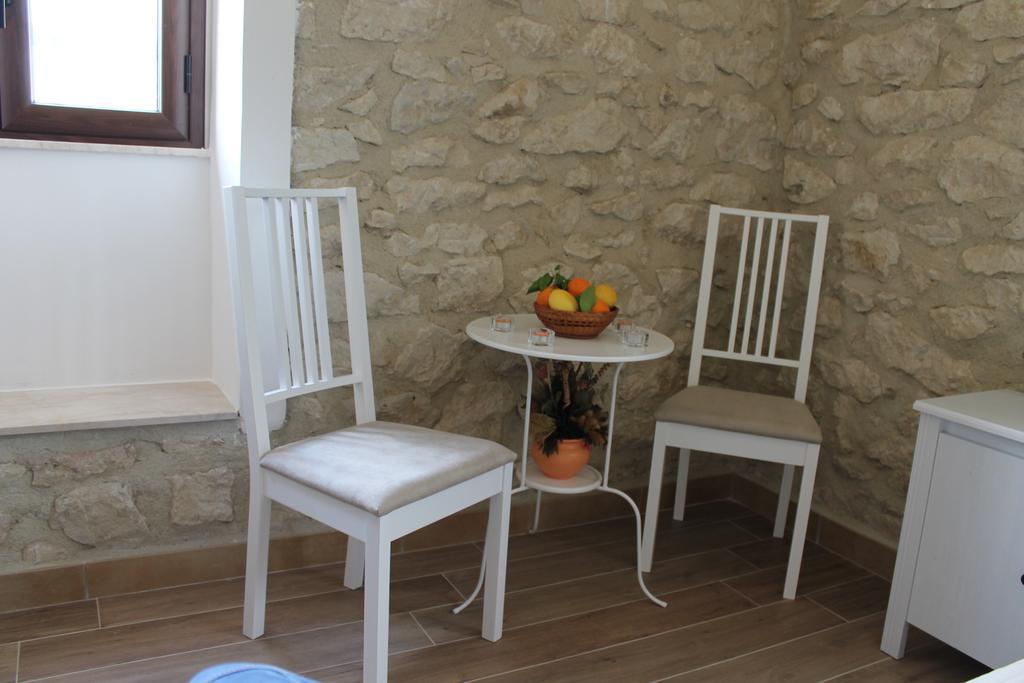 Tenuta Lanza Il Mulino Acquaviva Platani Экстерьер фото