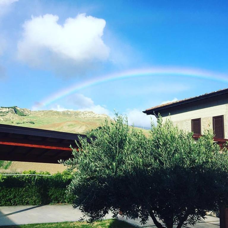 Tenuta Lanza Il Mulino Acquaviva Platani Экстерьер фото